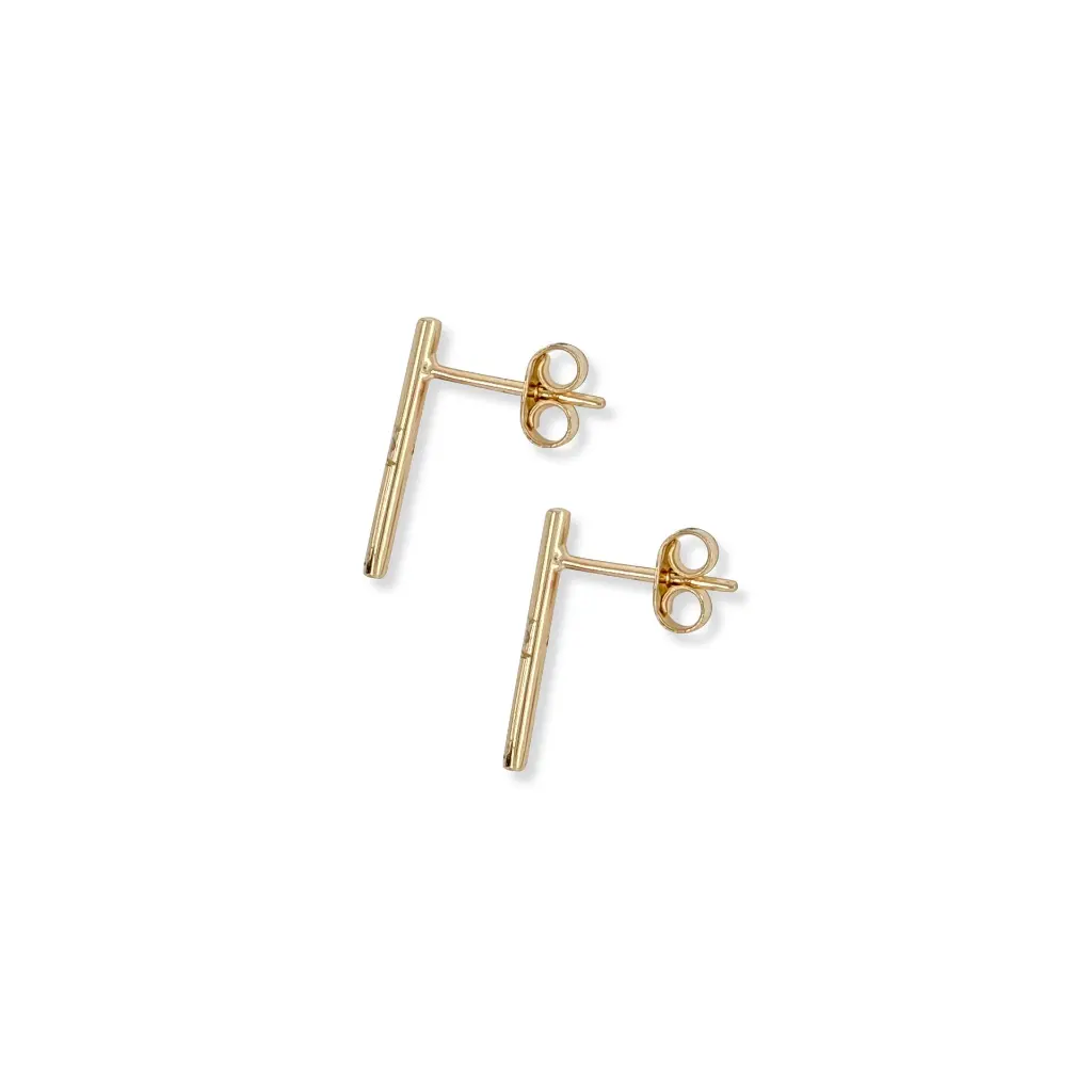 Minimalist_Earrings_side_profile.webp